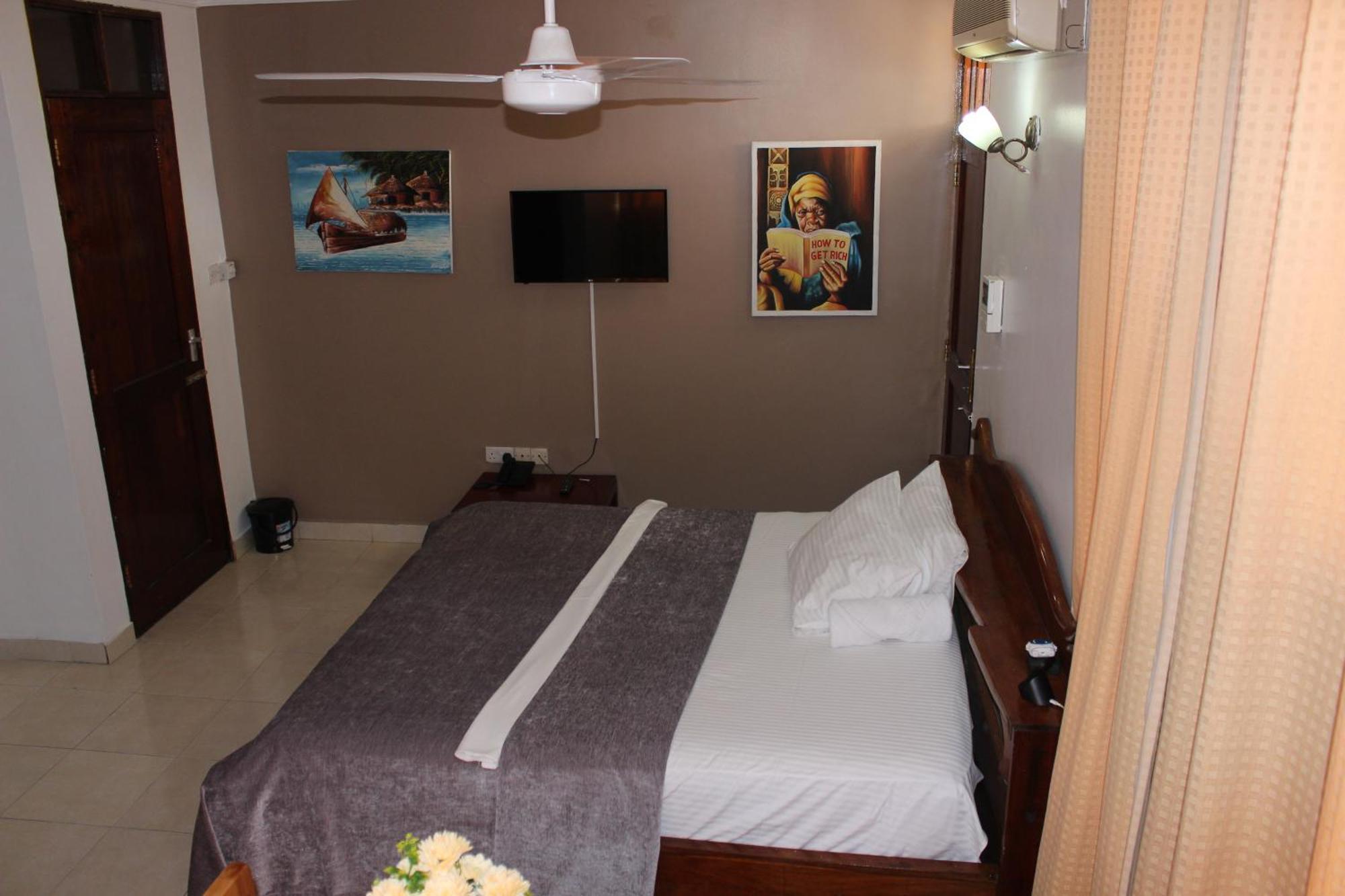 Mikocheni Condo Hotel&Apartments Dar es Salaam Esterno foto